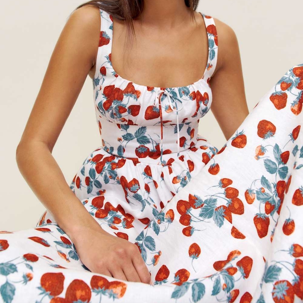 Reformation Balia Linen Dress In Strawberry Jam - Picture 4 of 15